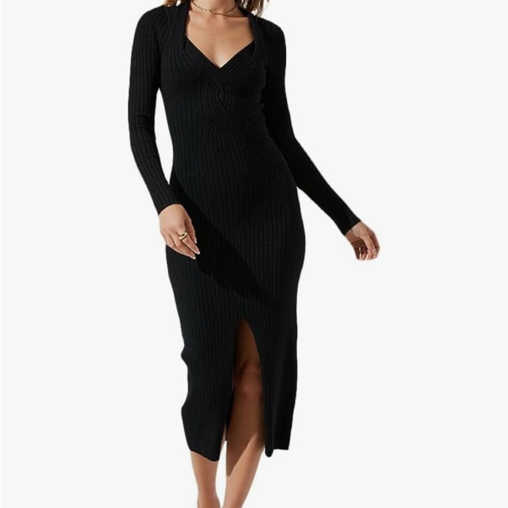 NWT ASTR The Label Elegant Black Ribbed Long Sleeve Dress